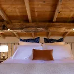 Le Hameau De Saparale