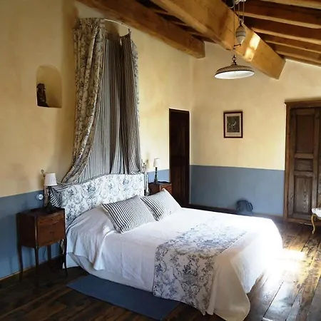 Le Hameau De Saparale Hotel 4*