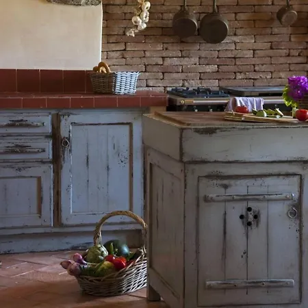 Le Hameau De Saparale 4*