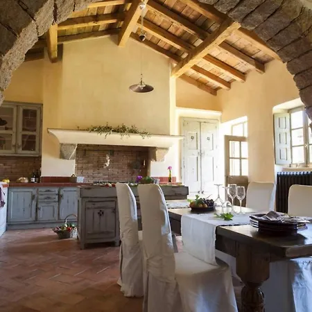 Le Hameau De Saparale