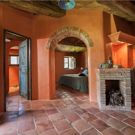 Le Hameau De Saparale 4*