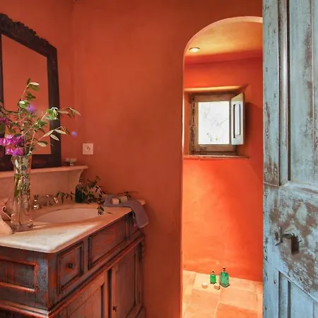 Le Hameau De Saparale Hotel