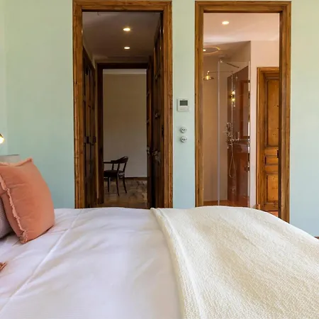 Le Hameau De Saparale 4*