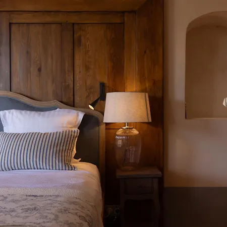 Le Hameau De Saparale 4*