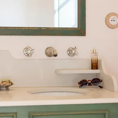 Le Hameau De Saparale 4*