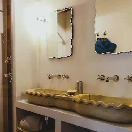 Le Hameau De Saparale Hotel