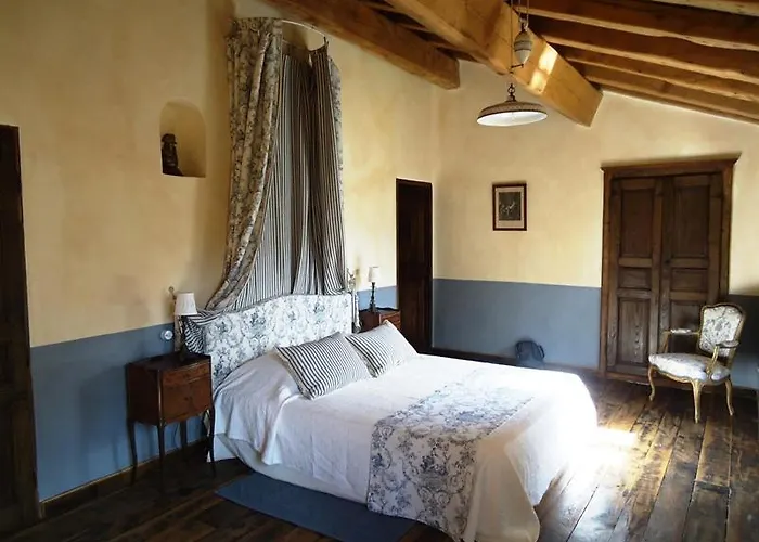 Le Hameau De Saparale Hotel 4*