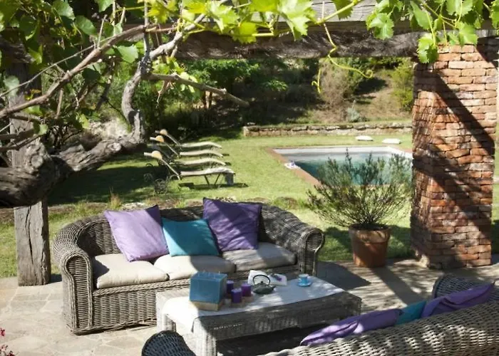 Le Hameau De Saparale 萨尔泰纳