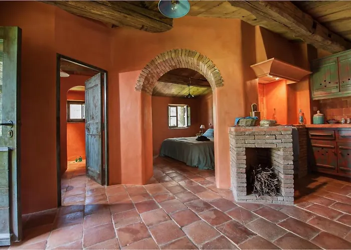 Le Hameau De Saparale 4*