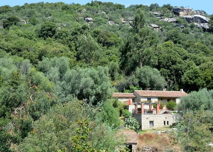 Le Hameau De Saparale 酒店 4*