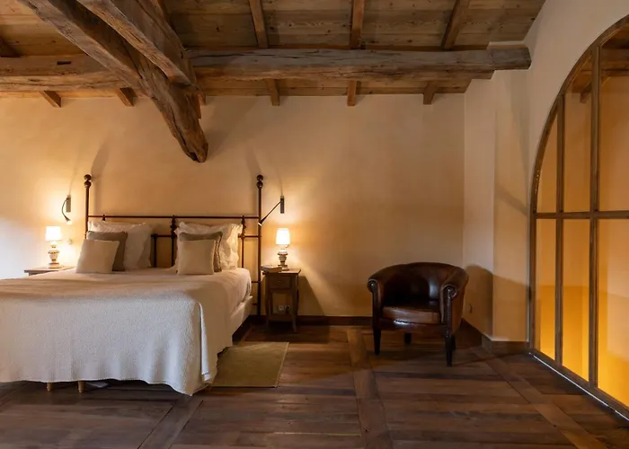 酒店 Le Hameau De Saparale 萨尔泰纳