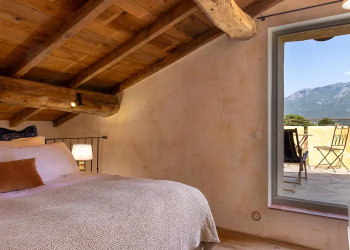 Le Hameau De Saparale