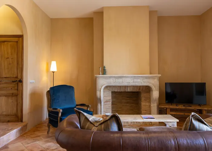 Le Hameau De Saparale Hotel